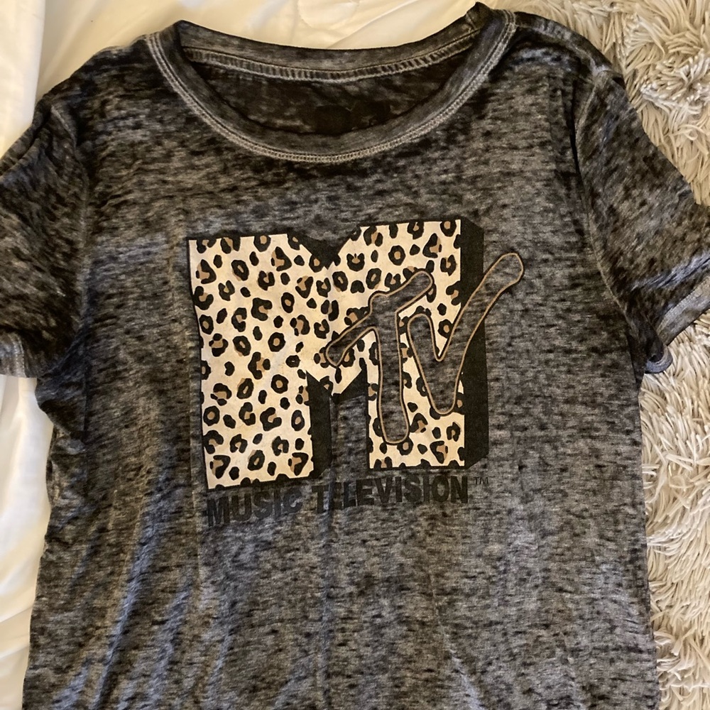 Maurice’s “MTV” Leapord print graphic tee, size S, Slightly Used, Good Condition